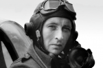 Stanisław Skalski (1915–2004), najlepszy polski pilot myśliwski podczas II wojny światowej. Na zdjęciu w kabinie samolotu P-51 Mustang, 1943 r.