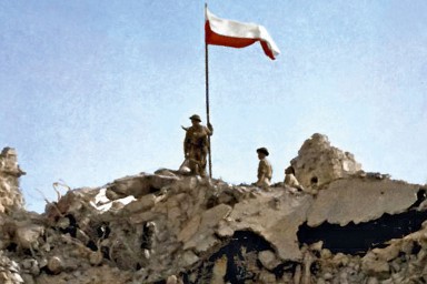 80 lat temu na Monte Cassino zatknięto biało-czerwoną flagę. Żołnierze gen. Andersa zdobyli zajęte przez Niemców gruzy opactwa