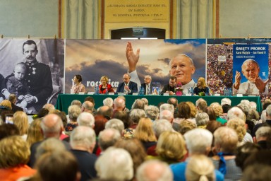 ZAPROSZENIE: Kard. Stanisław Dziwisz, prof. Andrzej Nowak, prof. Wojciech Roszkowski wśród prelegentów podczas Dnia św. Jana Pawła II na Białych Morzach! Już 20 października w Krakowie