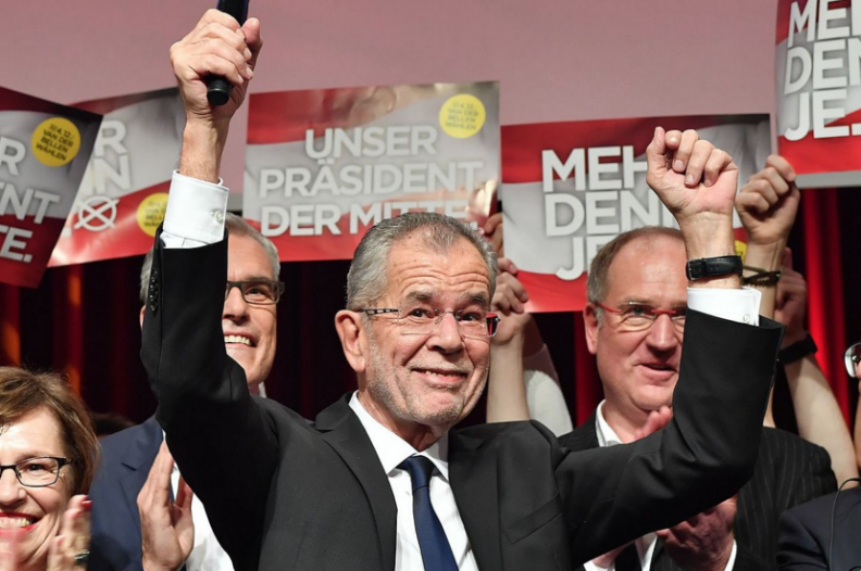 Prezydent Austrii Alexander Van der Bellen wita muzułmanów otwartymi ramionami. W kampanii prezydenckiej reklamował się jeszcze hasłem 