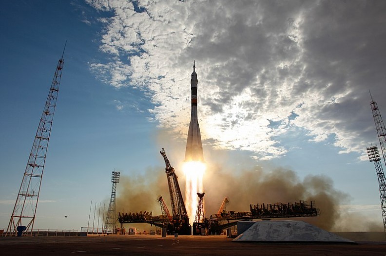 W planach jest wysłanie misji załogowej oraz wybudowanie pierwsze bazy kosmicznej na Księżycu.     Fot.:NASA/Carla Cioffi/Wikimedia Commons