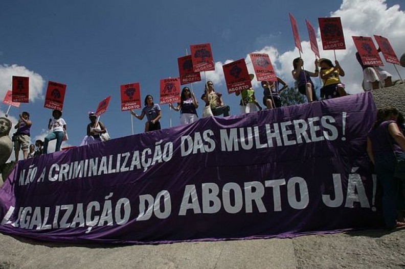 Feministki żądające legalizacji aborcji w São Paulo.  Fot.: or 	Christiensen/Wikimedia Commons