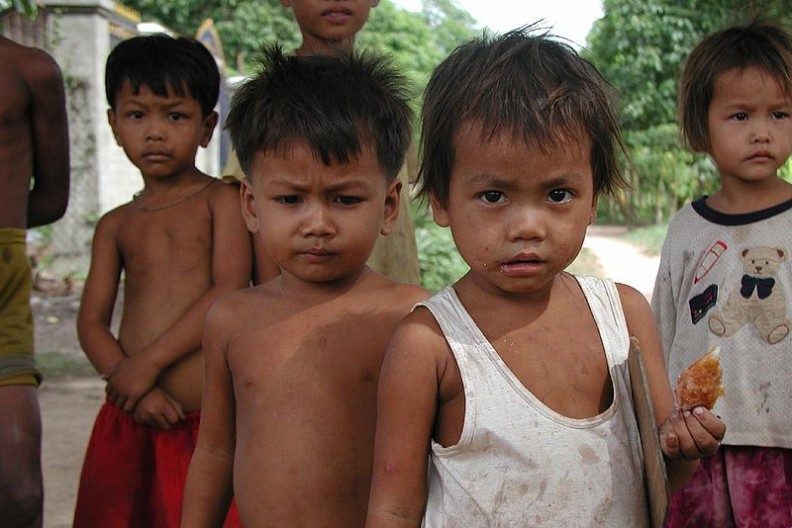 Ofiarami pedofilów padają najczęściej chłopcy.   Fot.: Cambodia4kids from Massachusetts, USA/2.0/Wikimedia commons