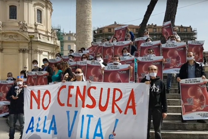 Protest pro-life adwokatów w Rzymie /  LifeSiteNews / YouTube