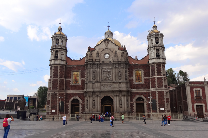 Stara Bazylika Matki Boskiej z Guadalupe. / Źródło: Wikimedia / randreu