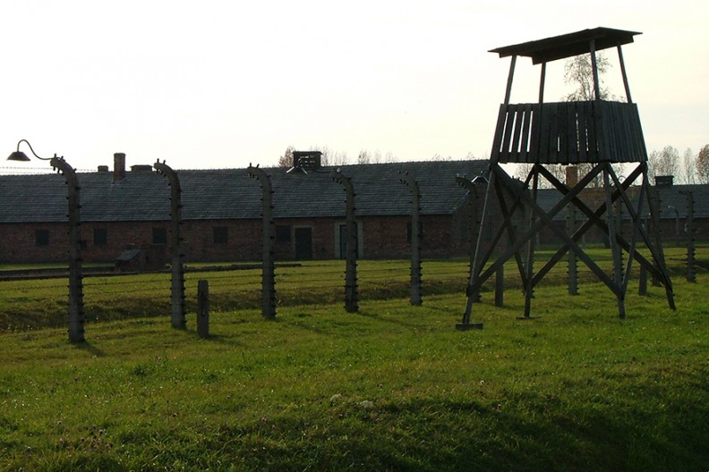 Były Niemiecki Nazistowski Obóz Koncentracyjny Auschwitz-Birkenau  Fot. Wikimedia