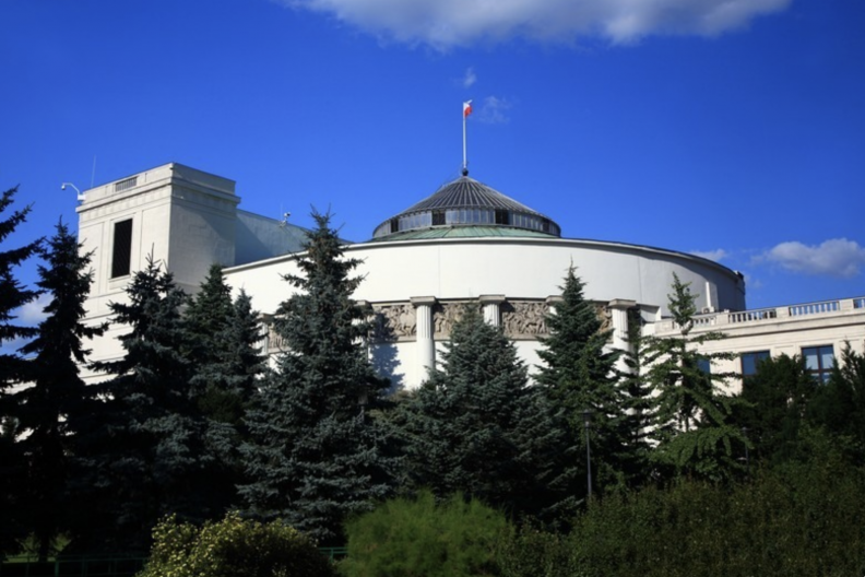 Polski Sejm. Fot.: © Marek and Ewa Wojciechowscy / Trips over Poland / CC-BY-SA-3.0, 2.5, 2.0, 1.0 & GDFL