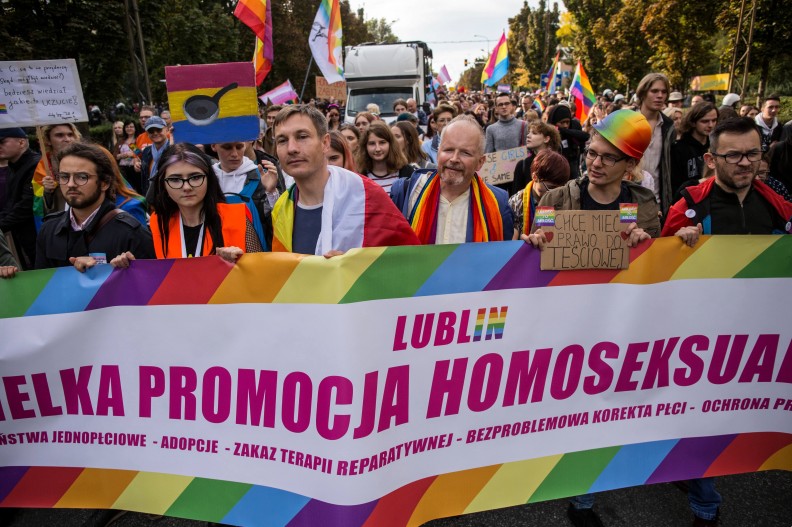 Również i w Polsce spotykamy się z nachalną promocją ideologii LGBT. Na zdjęciu tzw. marsz równości w Lublinie w 2019r. fot. PAP, Wojtek Jargiło