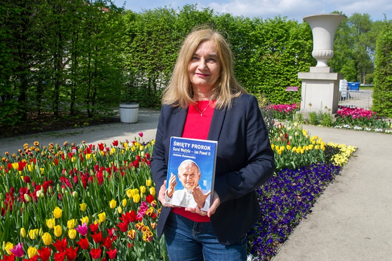 Prezes Jolanta Sosnowska, autorka książki 