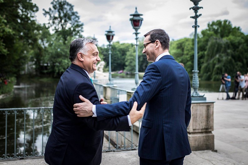Viktor Orbán i Mateusz Morawiecki, fot. Archiwum Białego Kruka