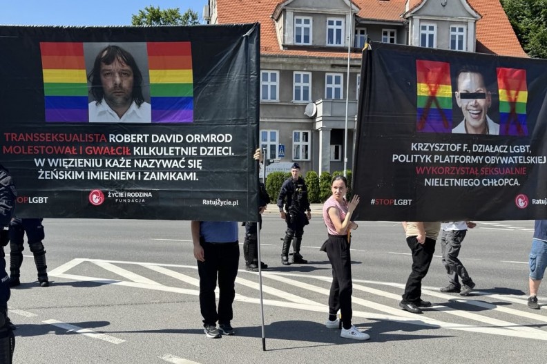 Bannery, jakie przy r&oacute;żnych okazjach prezentuje Fundacja Życie i Rodzina. Fot. facebook.com/fundacjazycieirodzina