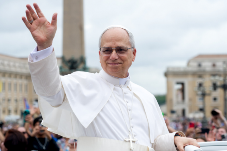 Papież Leon XIV przed audiencją na placu św. Piotra. Fot. Michał Klag/Biały Kruk